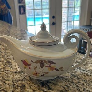 Vintage Hall's Superior Quality Kitchenware Aladdin teapot in Autumn Leaf